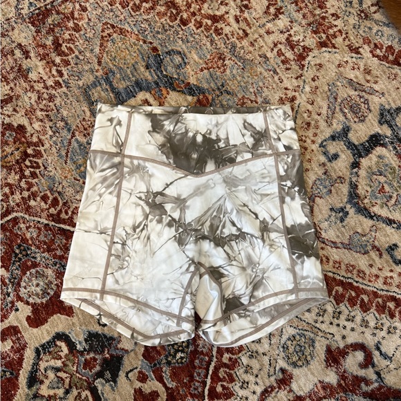 Balance / Vitality tie dye shorts - Picture 1 of 2